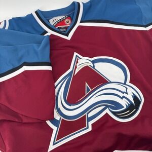 Vintage Pro Player Colorado Avalanche‎ Hockey Jersey Men's L Burgundy Blue NHL